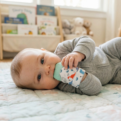 2Pack Silicone Teething Mitt Soothing Infant Teething Mitten Pain Relief Prevent Scratches Glove Safe Silicone Teething Toys for 0-12 Months